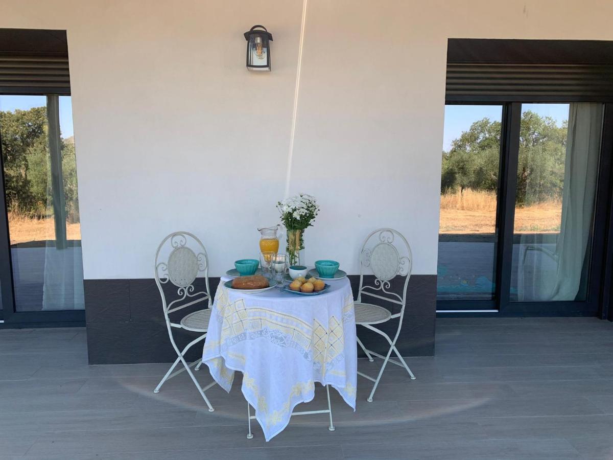 Casa Rural Camino De La Data Валенсия-де-Алькантар Экстерьер фото